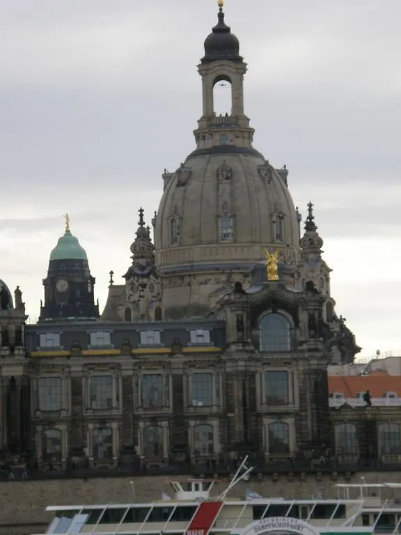 Villa Bellevue Dresden Apartment